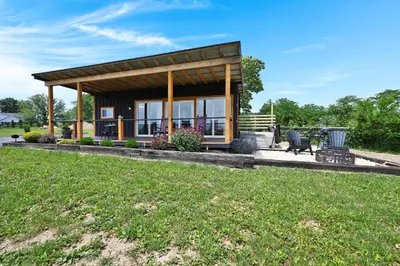 a small house with a pavilion in a yard at Pine Grove Scenic View Unforgettable Love Getaway in Pine Grove