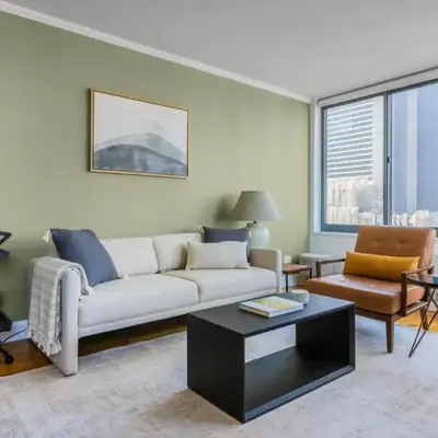 Sq 1BR w Great views Indoor pool NYC-29