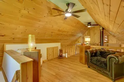 Gallery image of Private Cabin Rental in the Catskill Mountains! in Hamden