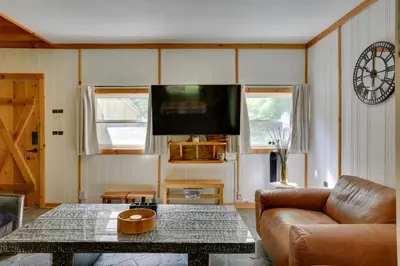Gallery image of Private Cabin Rental in the Catskill Mountains! in Hamden