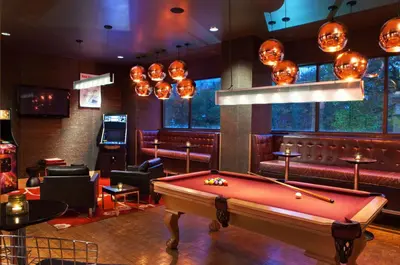 a room with a pool table in a bar at Hyatt Regency New Brunswick in New Brunswick