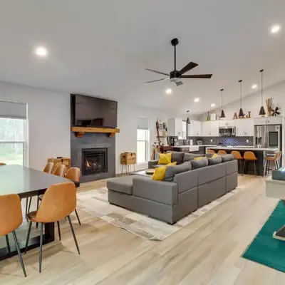Walk to Water Park Split-Rock Resort Home with Deck
