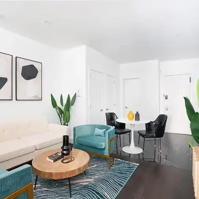 444-4F Newly renovated 1BR in Midtown West