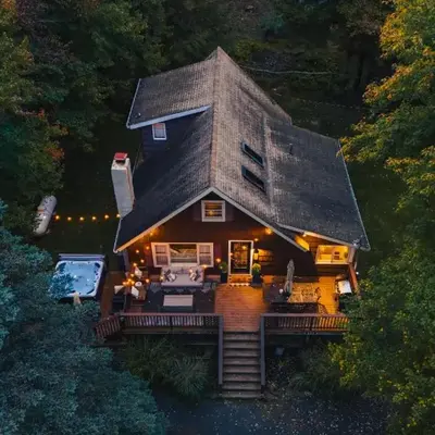 Family Pocono Gem by the lake with private sauna