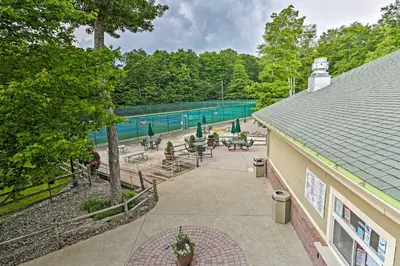 an overhead view of a swimming pool in a park at 1 Mi to Gouldsboro State Park Cabin with Deck! in Gouldsboro