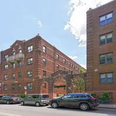 Lennox C304 Peaceful & Perfect Private 1-br