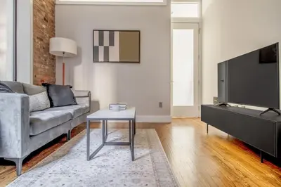 Gallery image of Nolita 1br w wd nr shopping groceries NYC-1220 in New York