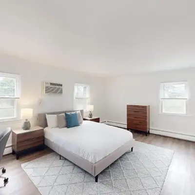 pb 1112 Furnished 2br with Parking