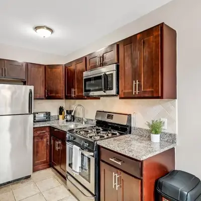 Lennox C201 Furnished Studio ATT Students