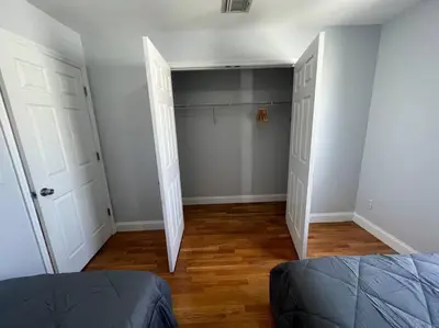 Gallery image of NYC Adjacent Comfy 9 Guest Home in Passaic