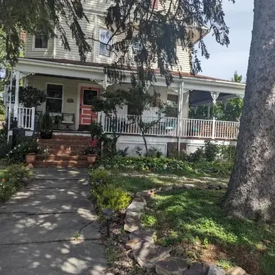 Sunny & Spacious Montclair NJ Apartment