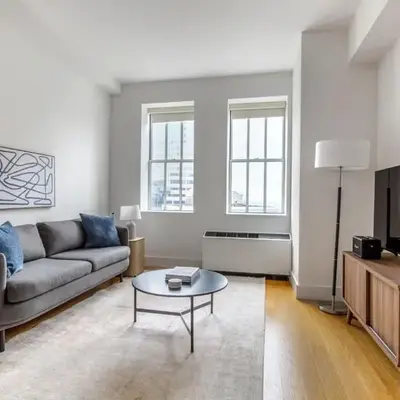 FiDi 1br w fitness center nr freedom tower NYC-1340