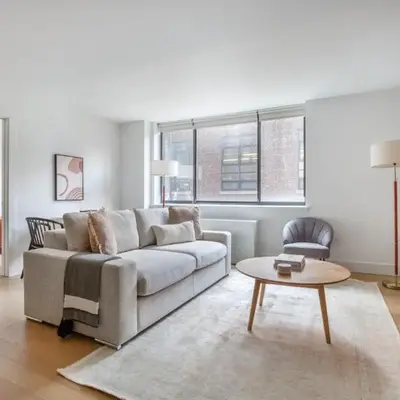 Chelsea 1br w doorman lounge nr food hall NYC-1196