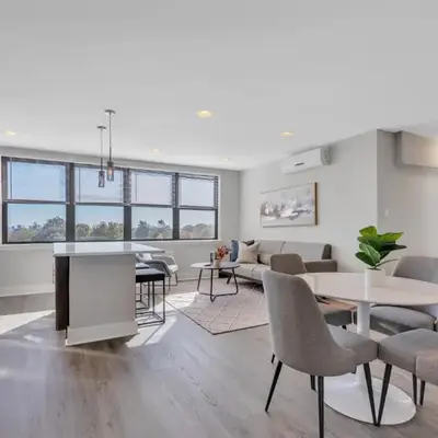 Avenue B946 City Urban Retreat