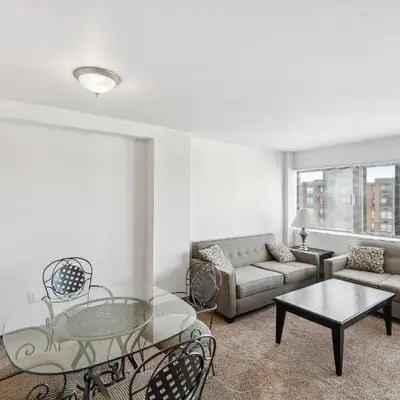 PP 1114 Beautiful Professional 1br Apt