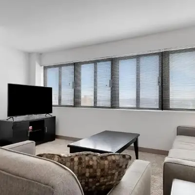 PP 1203 Corporate 1br
