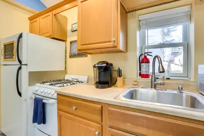 Gallery image of Greenwood Lake Cottage with Shared Dock and Hot Tub! in Hewitt