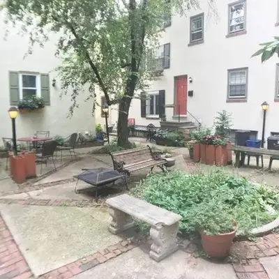 Center City Townhome in Quiet Courtyard
