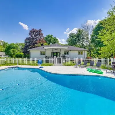 Game Room and Hot Tub! Cresco Family Home