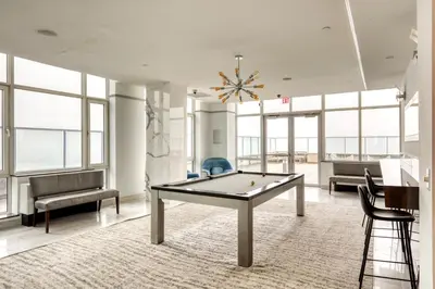 Gallery image of Blueground Hells Kitch gym wd near Pier 86 NYC-1477 in New York