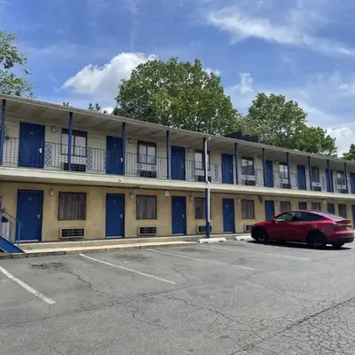Budget Inn - Elizabeth