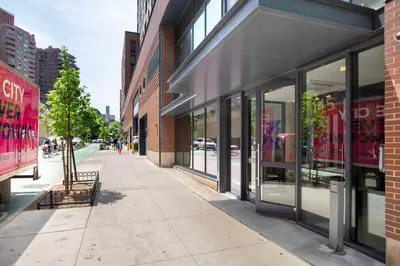 Gallery image of Blueground LES gym laundry nr groceries NYC-1495 in New York