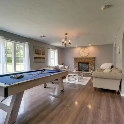 1 Mi to Lakes Family Pocono Home with Yard and Deck!