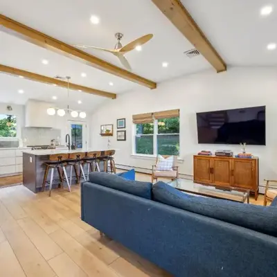 Modern Mid-Century Retreat