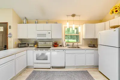 Gallery image of Clifton Township Home with Deck and Heated Sunroom! in Gouldsboro
