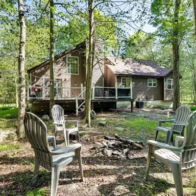 Cozy Wooded Retreat Big Bass Lake Home