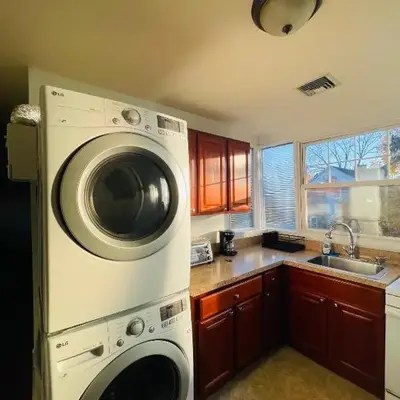 3BR 1BA Near Train Station Monthly Deal