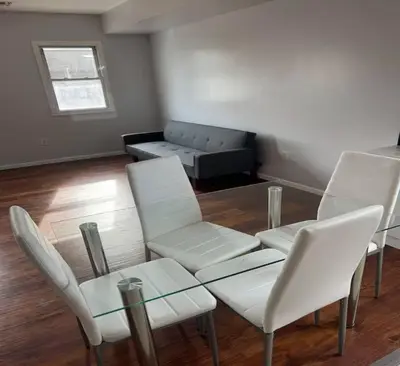Gallery image of 2BR Apartment With Easy Access to NYC in Passaic