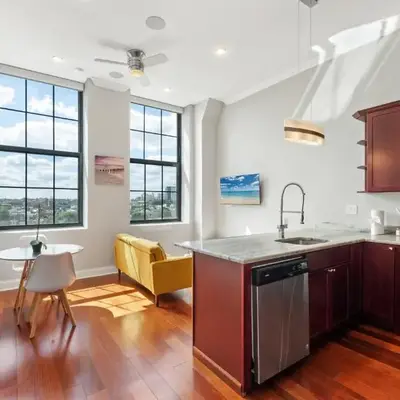 Glam Flat with View