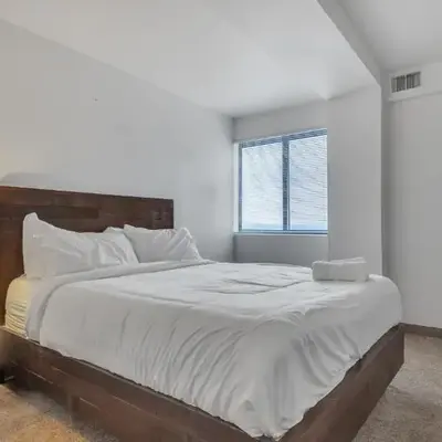 PP 2006 Beautiful Professional 1br Apt