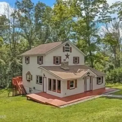 Peaceful home in mount bethel