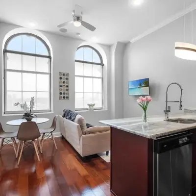 Stylish 1BR - Rooftop Pool