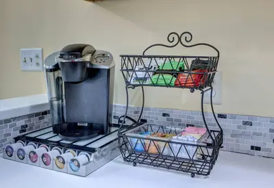 a wire rack with a blender on a counter at The Gap at Poconos- Sun Room-Arcade- Game Room in Long Pond