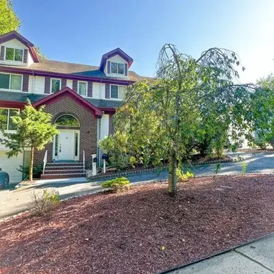 2000 square feet of comfort and relaxation near NYC