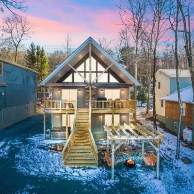 New Luxury Lakeview Retreat with Lake Access