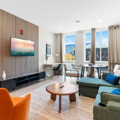 1BD - Sleeps 4 - Harbor Views - Near Fish Town-