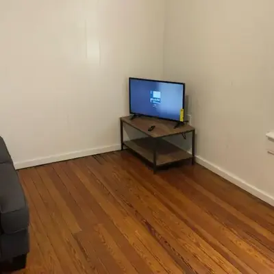 Private and cozy house with one bedroom and one bathroom