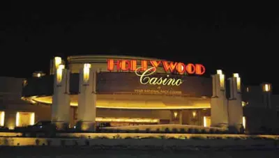 a holly wood casino sign in front of a building at Comfy Stay Modern in Highspire