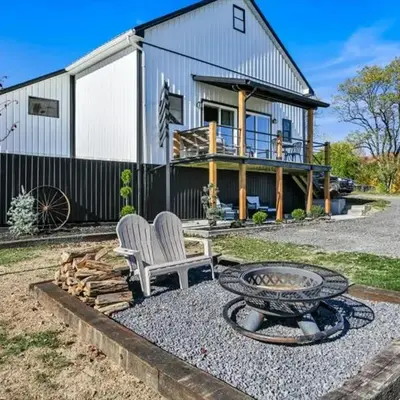 Paceful & Stylish Rural Retreat