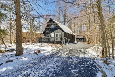 an image of a barn in the woods in the snow at Chalet retreat in Tobyhanna in Tobyhanna