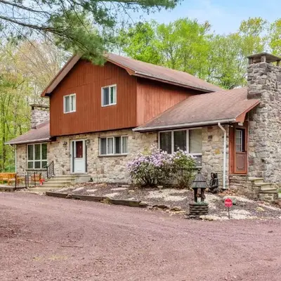 Pocono Retreat Hot Tub MovieRoom GameRoom etc