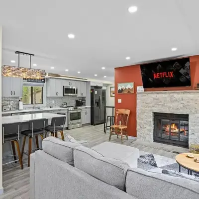 The Cozy Cubhouse Perfect Couples Getaway