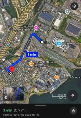 a map of a freeway with a map of the road at Cozy Cafe, Walk to The Mall, 30min to NYC & 5min to EWR in Elizabeth
