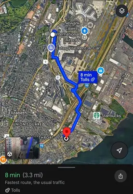 a map of the freeway with a red dot at Cozy Cafe, Walk to The Mall, 30min to NYC & 5min to EWR in Elizabeth
