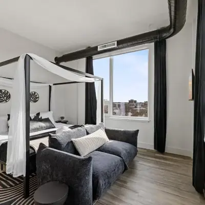 Upscale Views 2br Free Parkn