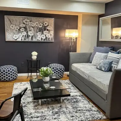NY - NJ Tennis Suites - Sleeps 40 - 15 Mins to NYC